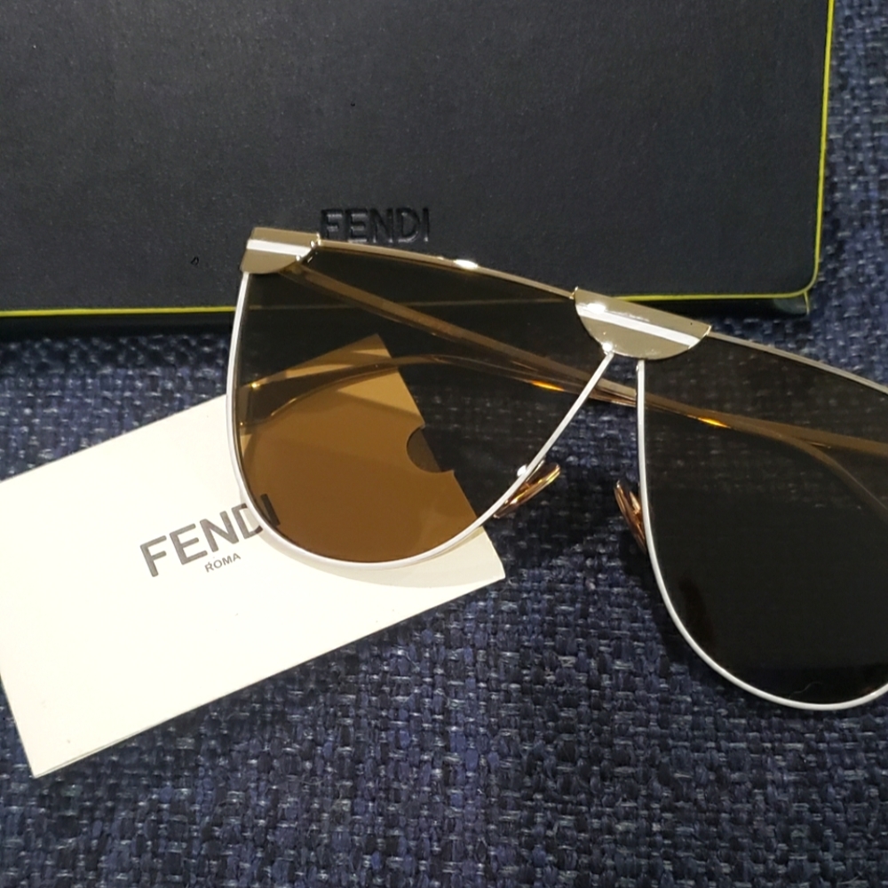 Sexy Fendi Sunnies 💋💋